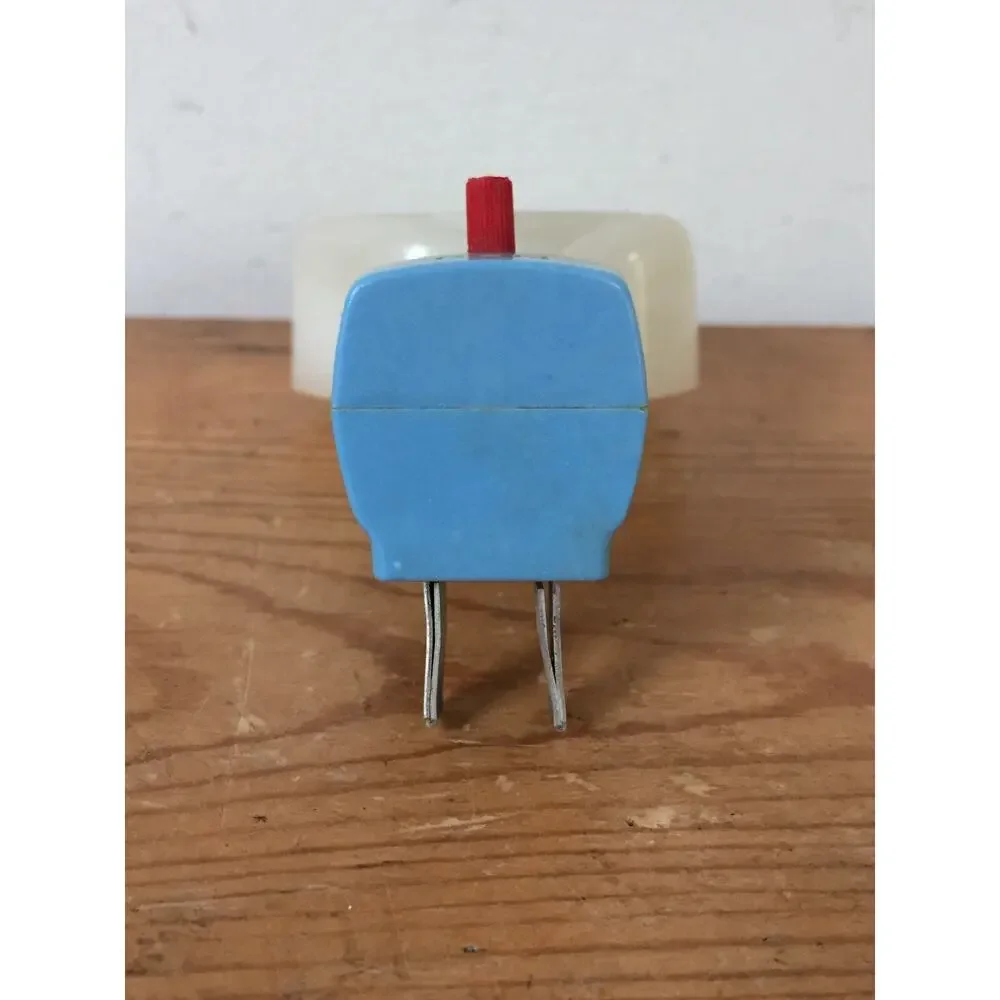 Vintage GEM Humpty Dumpty Sat On The Wall Childs Night Light Nursery Outlet Lamp